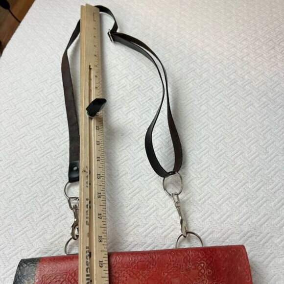 Artisan Vintage Embossed Artsy Leather Purse Crossbody Clutch Bag Red Steampunk - Picture 10 of 12